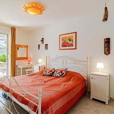 Vakantiehuis Stunning In *