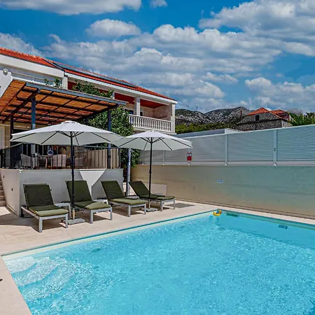 Lovely In With Outdoor Swimming Pool *